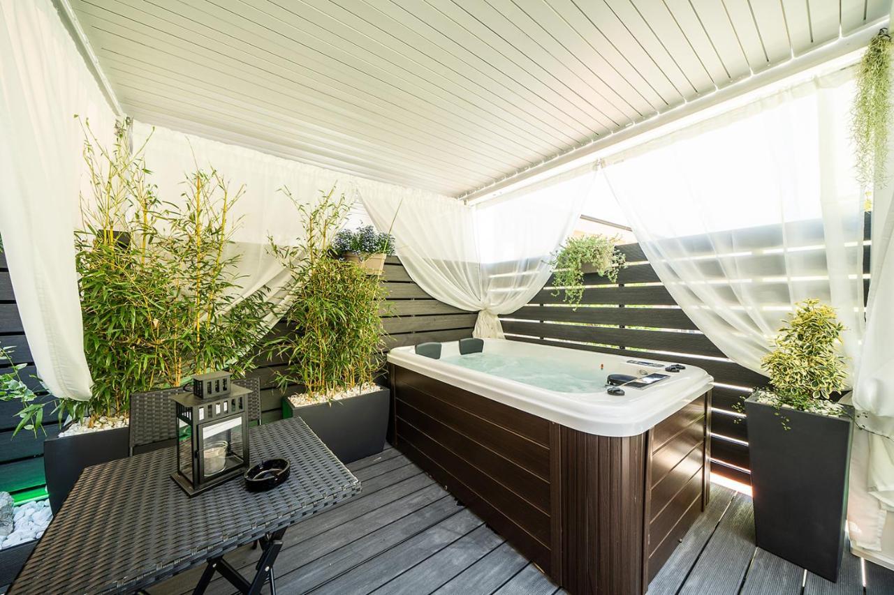 Sea Garden Apartments & Rooms Γκράντο Εξωτερικό φωτογραφία